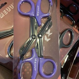 Nursing scissors